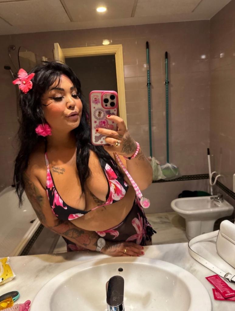 611837902: Chica busca chico en Cáceres