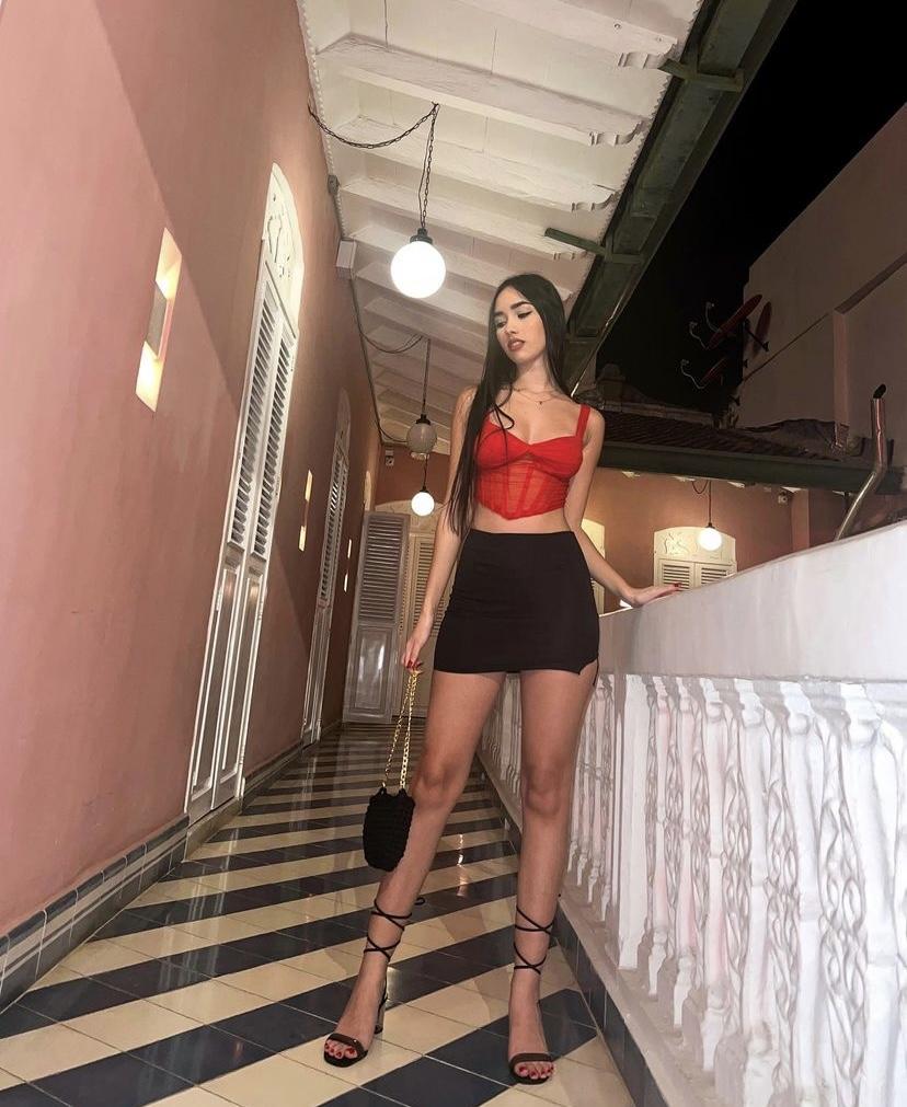 603424166: Chica busca chico en Cádiz