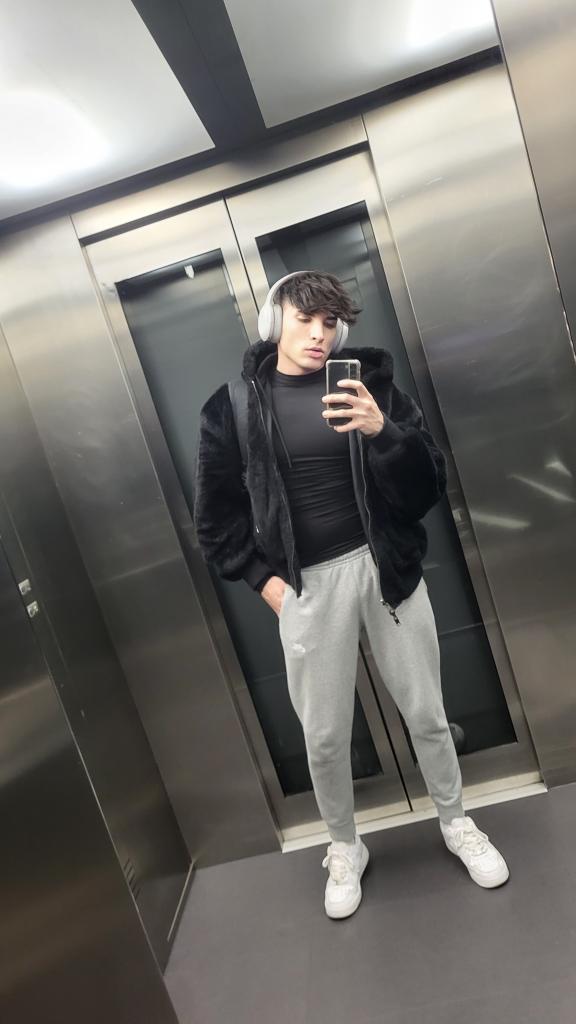 624386159: Chico busca chica en Murcia