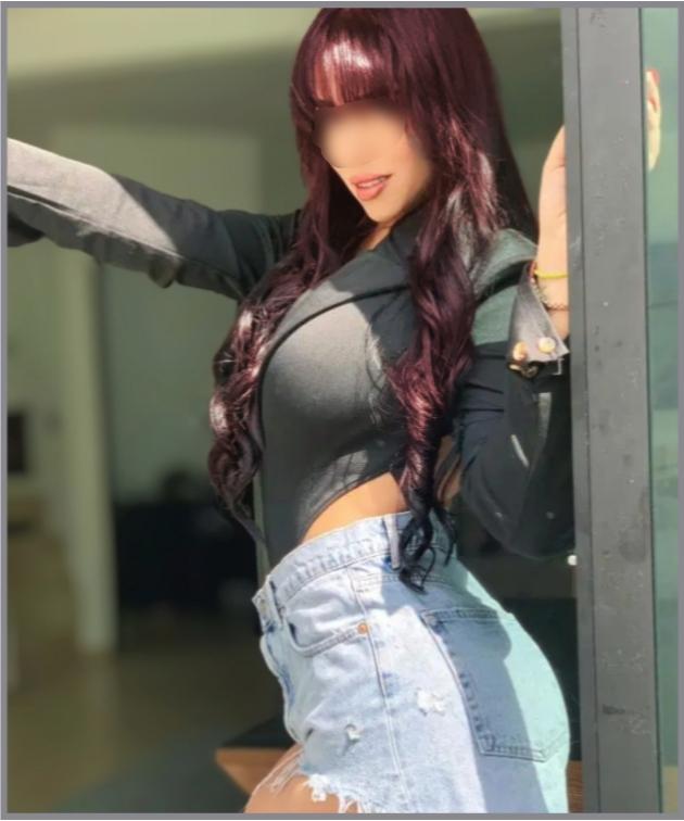 Chica busca chico en Ibiza: 