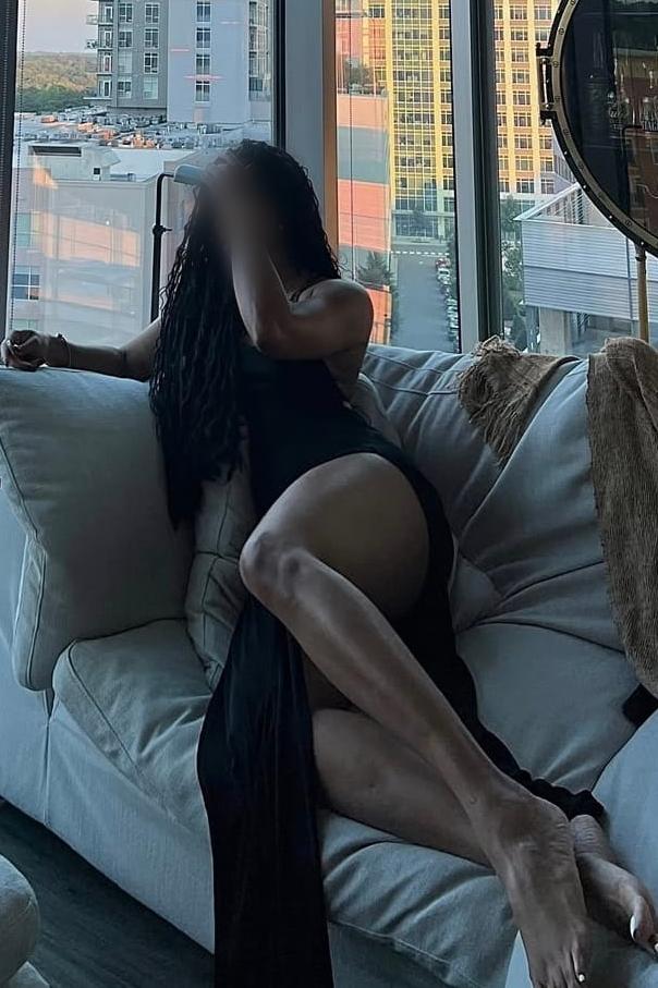 647230779: Chica busca chico en Alicante