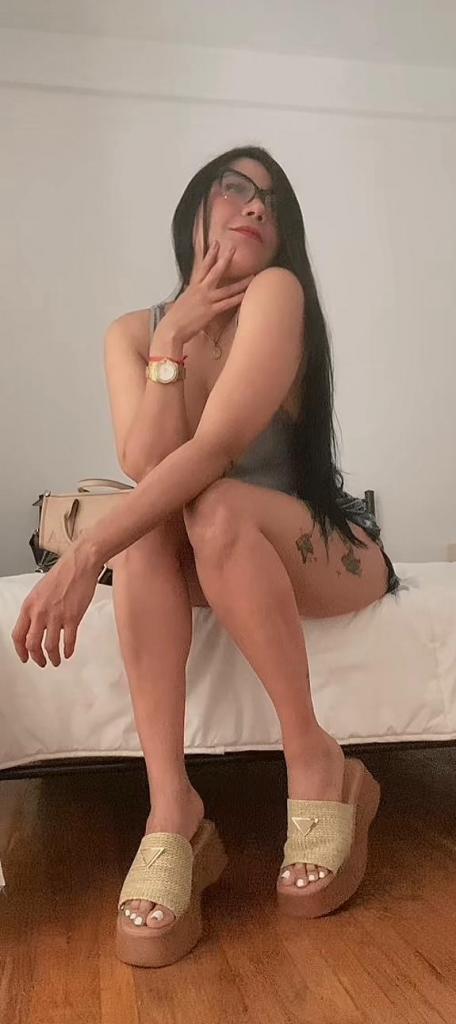 613608000: Chica busca chico en Madrid