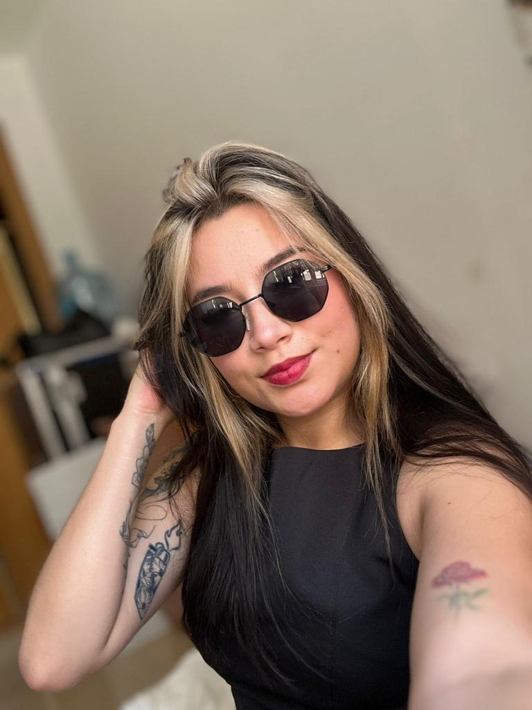 687117871: Chica busca chico en Málaga