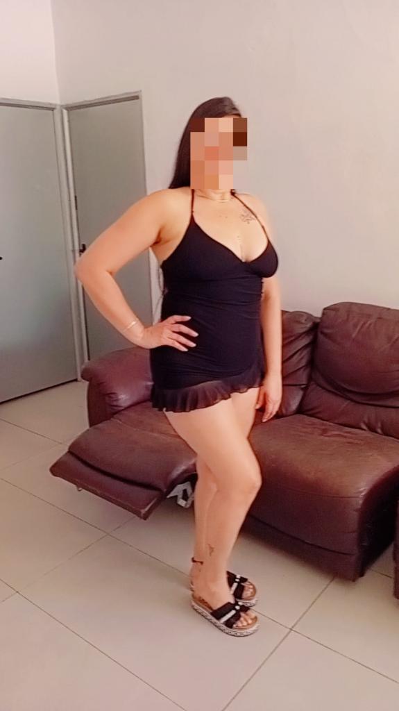 Chica busca chico en Almería: 