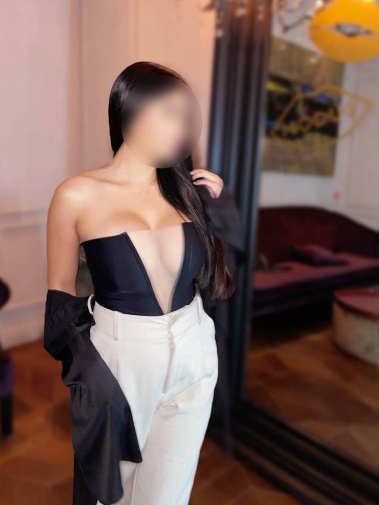 644257050: Chica busca chico en Madrid