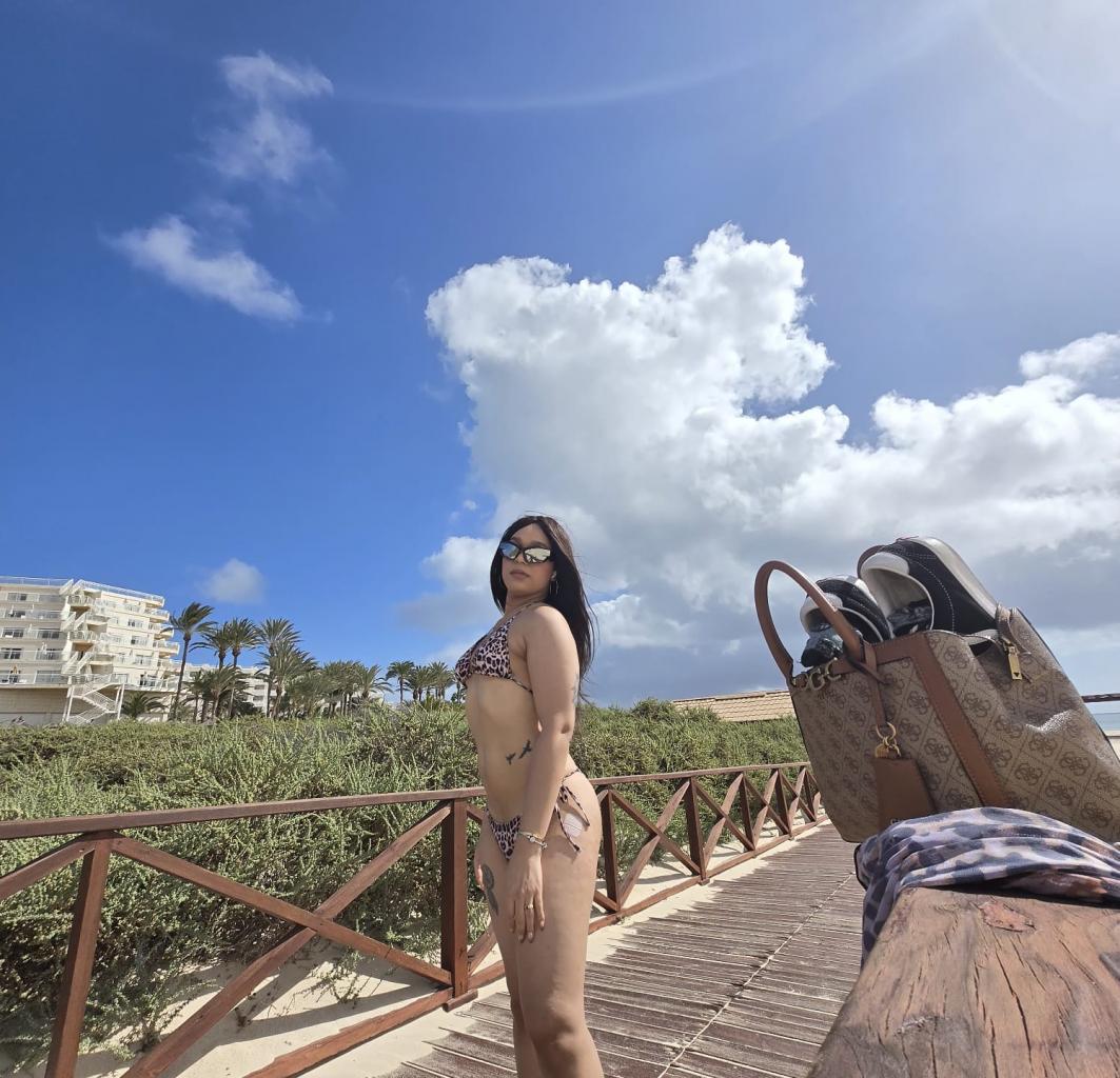 603645982: Transexual en Cádiz