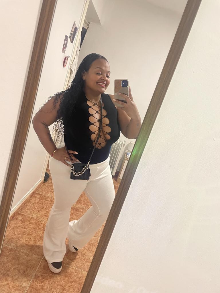 624554709: Chica busca chico en Málaga