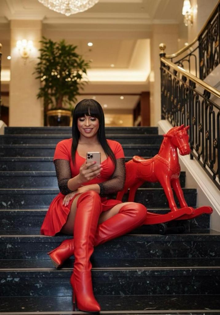 613757052: Transexual en Navarra