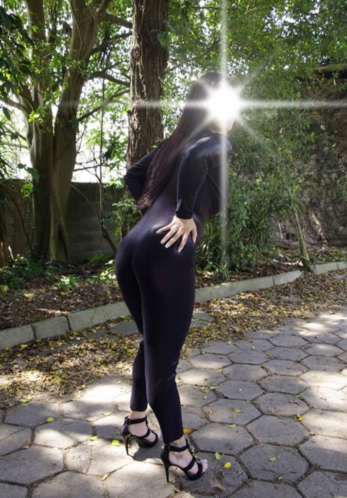 674089966: Chica busca chico en Almería