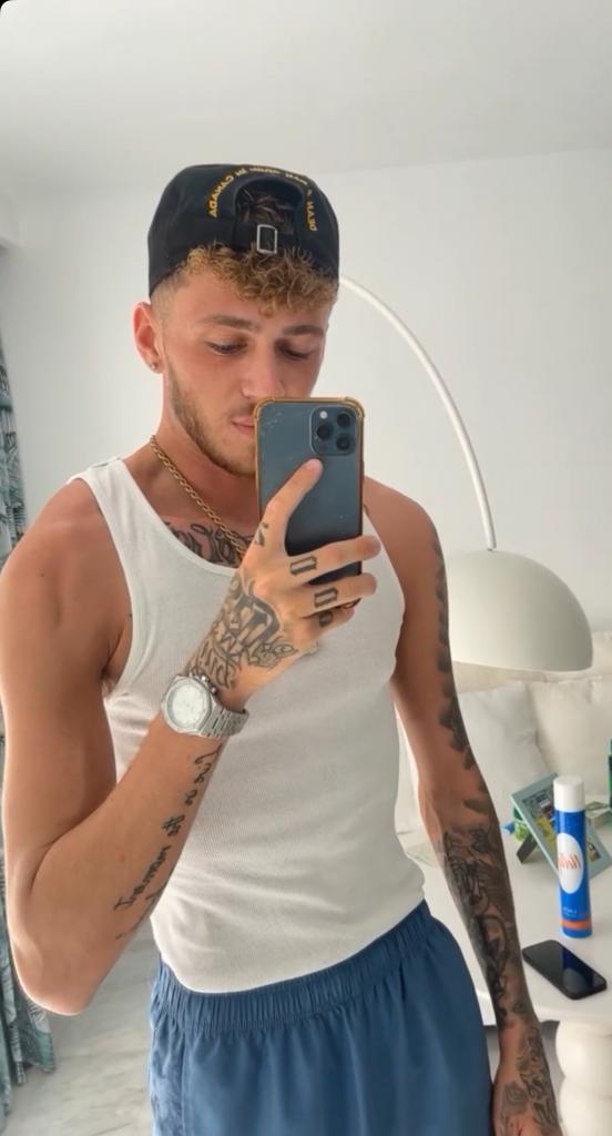 Chico busca chica en Málaga: 