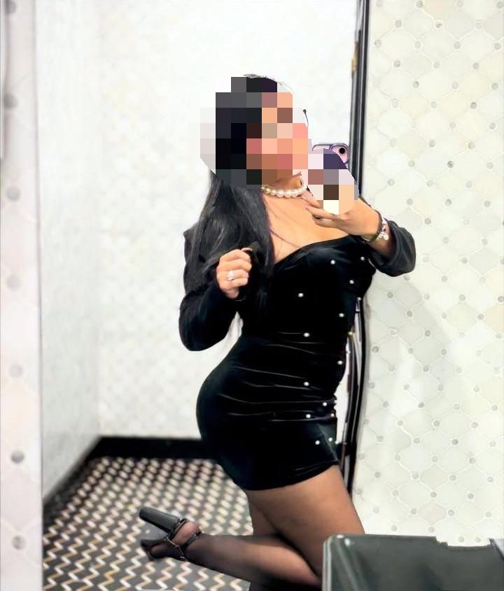 624302743: Chica busca chico en Sevilla