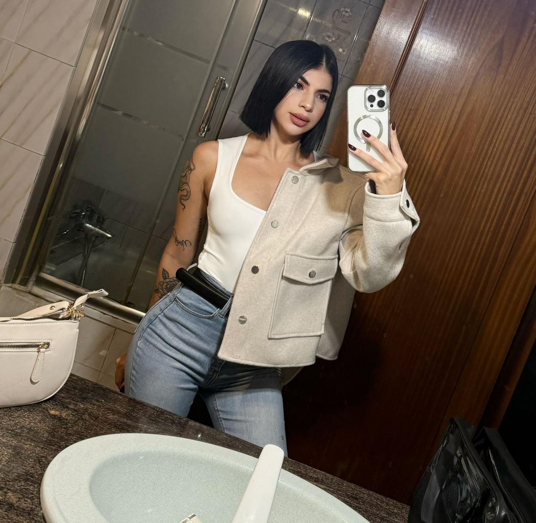 Chica busca chico en Mallorca: 