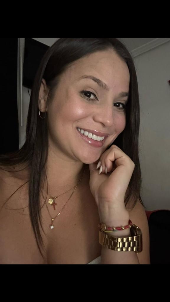 Chica busca chico en Málaga: Chica busca chico