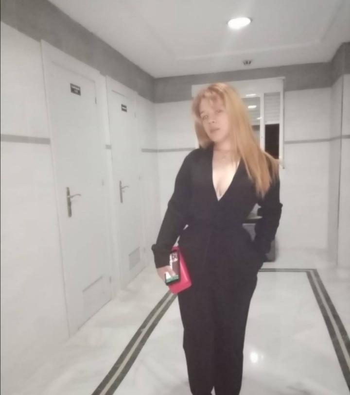 603812236: Chica busca chico en Granada