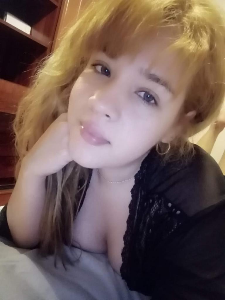 603812236: Chica busca chico en Granada