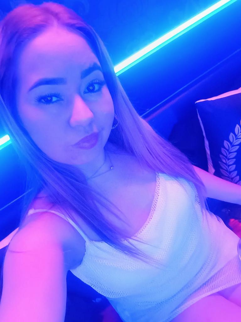 641076011: Chica busca chico en Cantabria