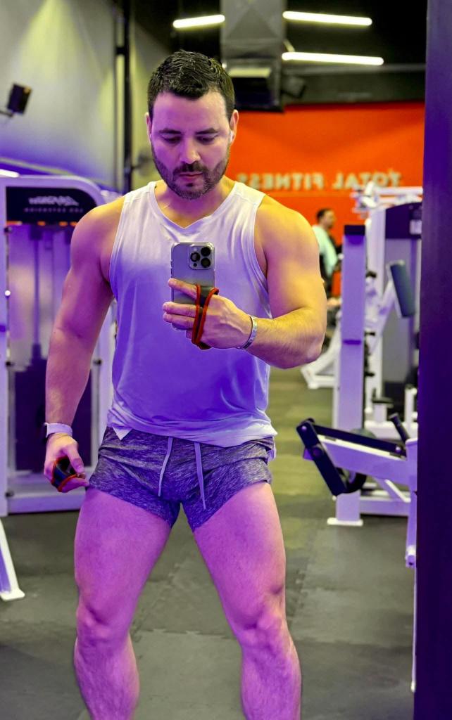 647802113: Chico busca chica en Madrid