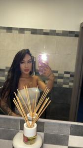 604347823: Chica busca chico en Barcelona