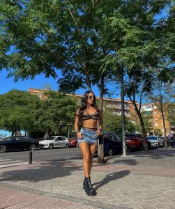 632942743: Chica busca chico en Ibiza