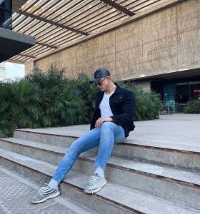 632209945: Chico busca chica en Tarragona