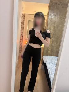 637979293: Chica busca chico en Madrid