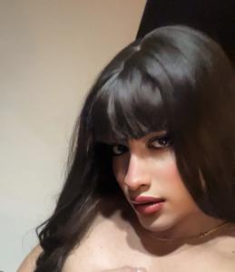 631058869: Travesti en Valencia