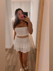 650237145: Chica busca chico en Málaga