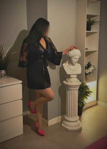 627781322: Chica busca chico en Sevilla