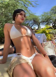 742024792: Chica busca chico en La Coruña