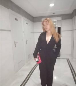 603812236: Chica busca chico en Granada