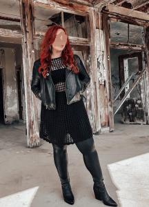 613686851: Chica busca chico en Sevilla