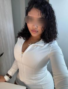 742082911: Chica busca chico en Murcia