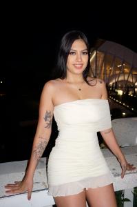 614421305: Chica busca chico en Valencia