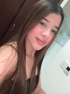 612508570: Chica busca chico en Barcelona