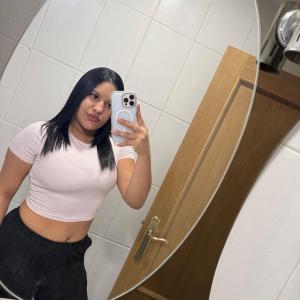 670456768: Chica busca chico en Orense