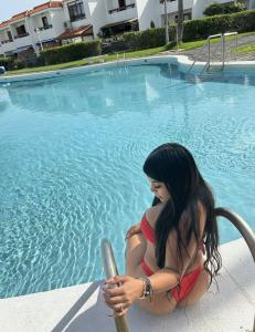 631947335: Chica busca chico en Tenerife