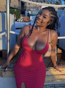 641613212: Chica busca chico en Segovia