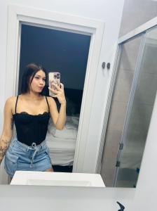 627574249: Chica busca chico en Madrid