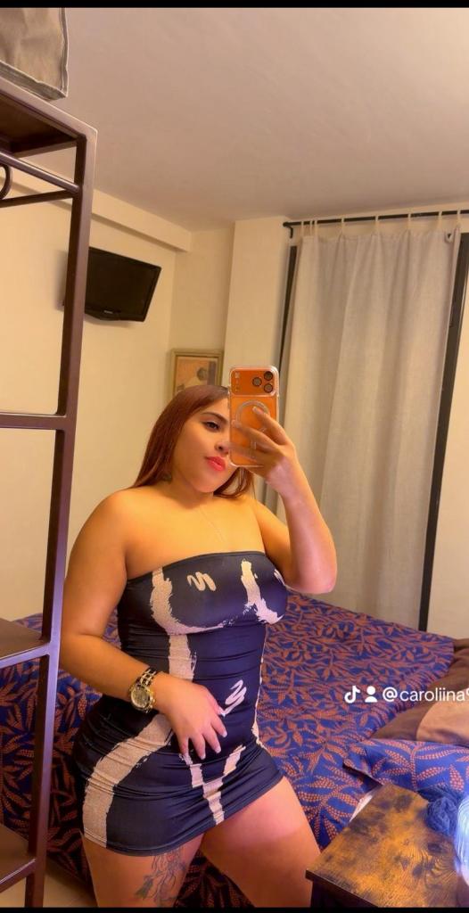 631334029: Chica busca chico en Gerona