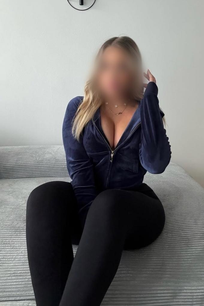 672962132: Chica busca chico en Cantabria