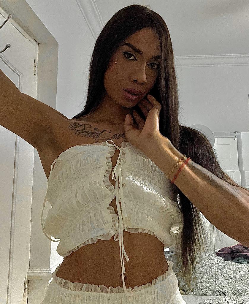 663403956: Transexual en Mallorca