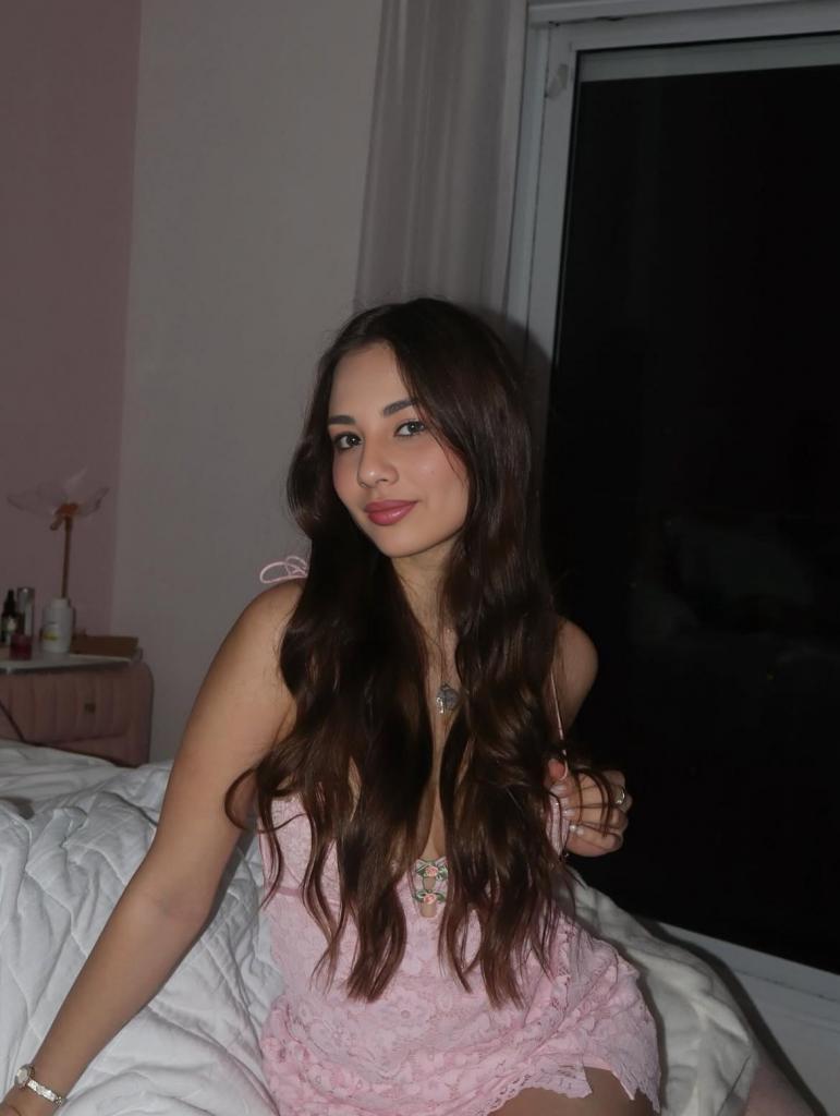 671926251: Chica busca chico en Málaga