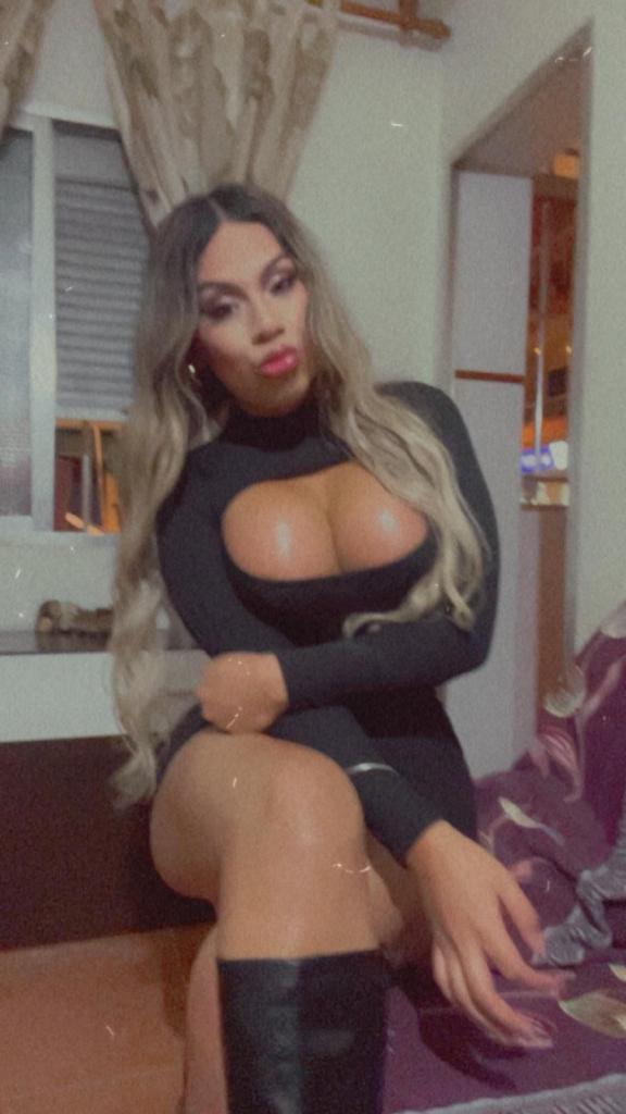 635159045: Transexual en Almería