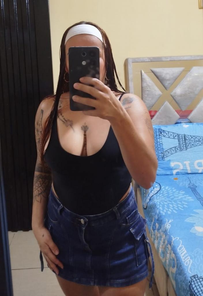 Chica busca chico en Sevilla: 