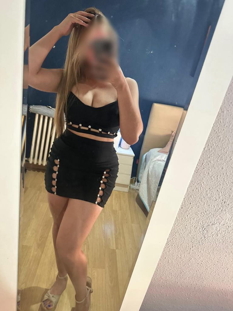 613632639: Chica busca chico en León