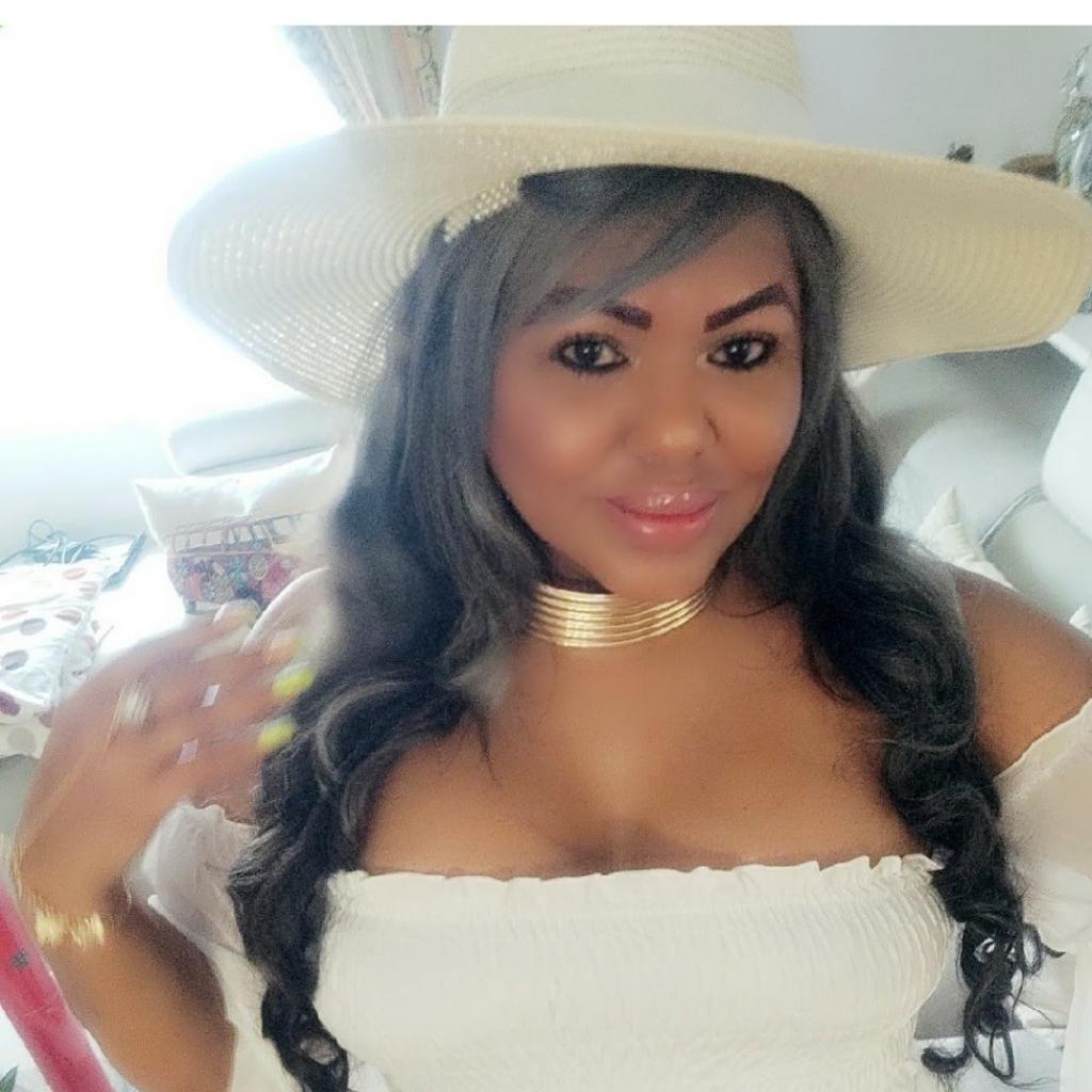 623131919: Chica busca chico en Sevilla