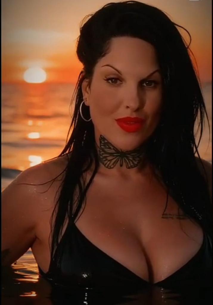 623250740: Chica busca chico en Sevilla