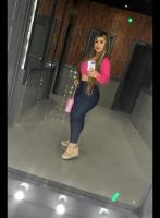 697929878: Chica busca chico en Barcelona