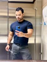 647802113: Chico busca chica en Madrid