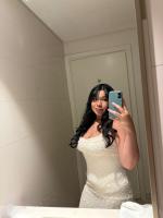 664341896: Chica busca chico en Barcelona